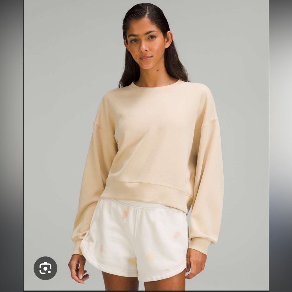 Lululemon- Perfectly Oversized WORDMARK Crewneck- APPROX Sz 8/10- Peachy/Orange